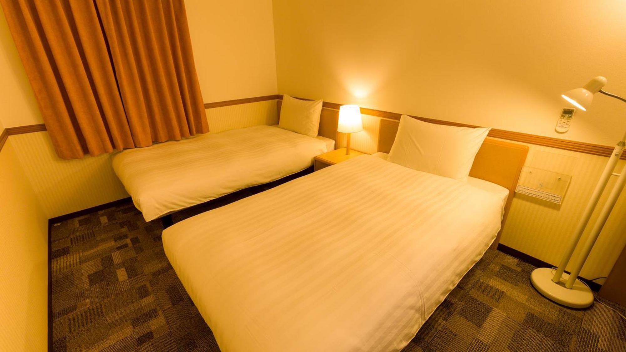 Toyoko Inn Shonan Hiratsuka Eki Kita Guchi No 1 Стая снимка