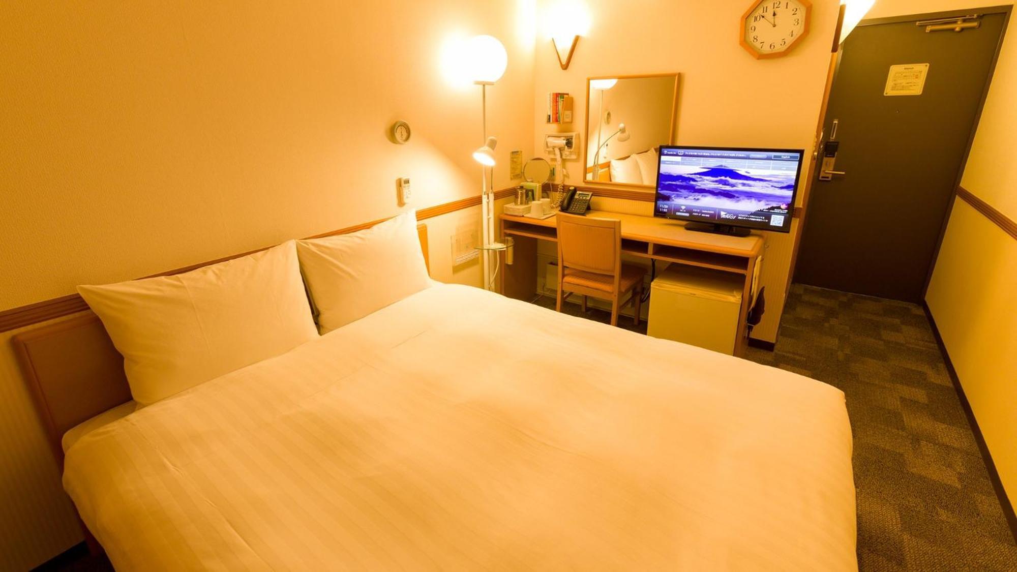 Toyoko Inn Shonan Hiratsuka Eki Kita Guchi No 1 Стая снимка